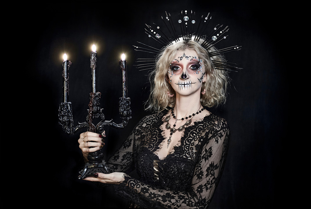 Halloweenowa sesja portretowa w studio BIELEC ART w Krakowie